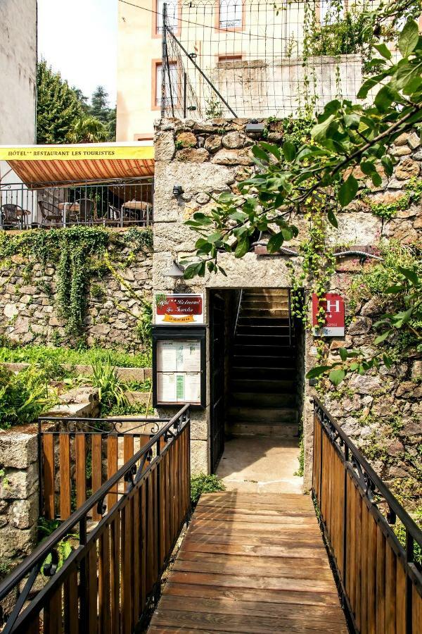 Hotel Restaurant Les Touristes Vals-les-Bains Ngoại thất bức ảnh