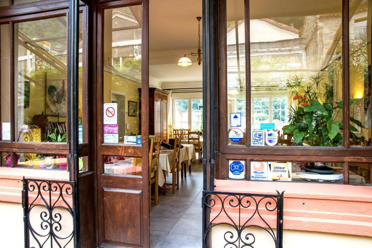 Hotel Restaurant Les Touristes Vals-les-Bains Ngoại thất bức ảnh